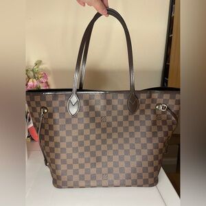 Louis Vuitton Damier Ebene Neverfull MM